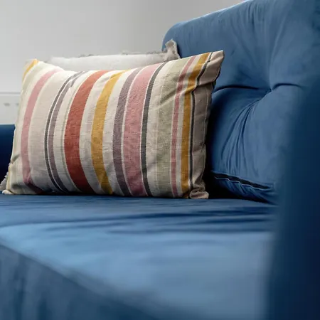 شقة With 2 Bedrooms & Balcony And Free Garage By Renters فروتسواف